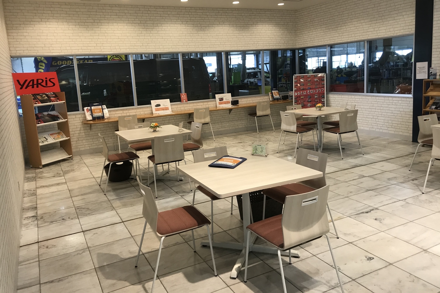 店内②